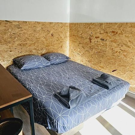 Le Studio De Max - Terrasse Et Parking 瓦朗斯 外观 照片